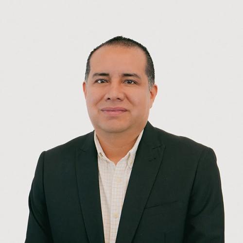 Efrén Fernández